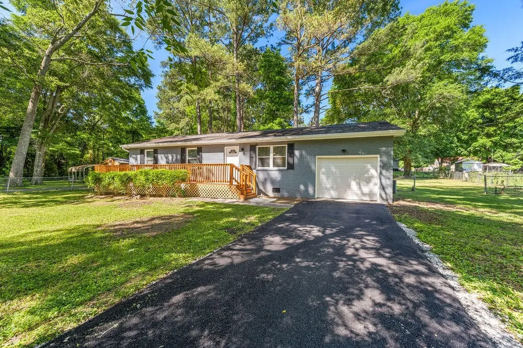 106 Park Street Chickamauga GA 30707