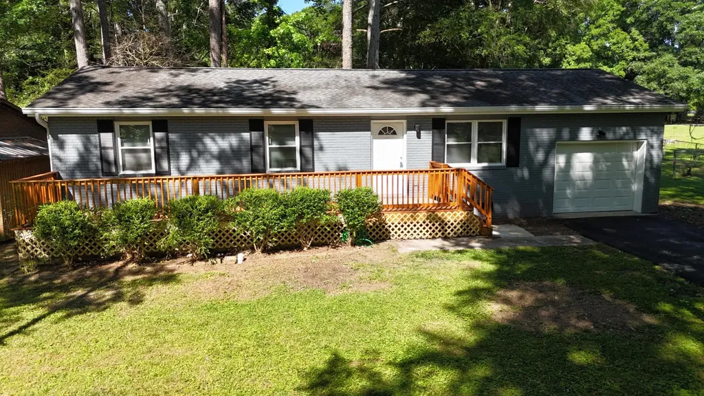 106 Park Street Chickamauga GA 30707