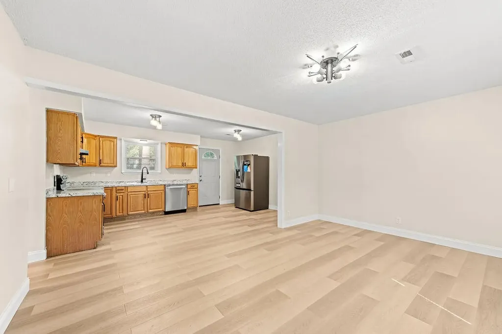 106 Park Street Chickamauga GA 30707