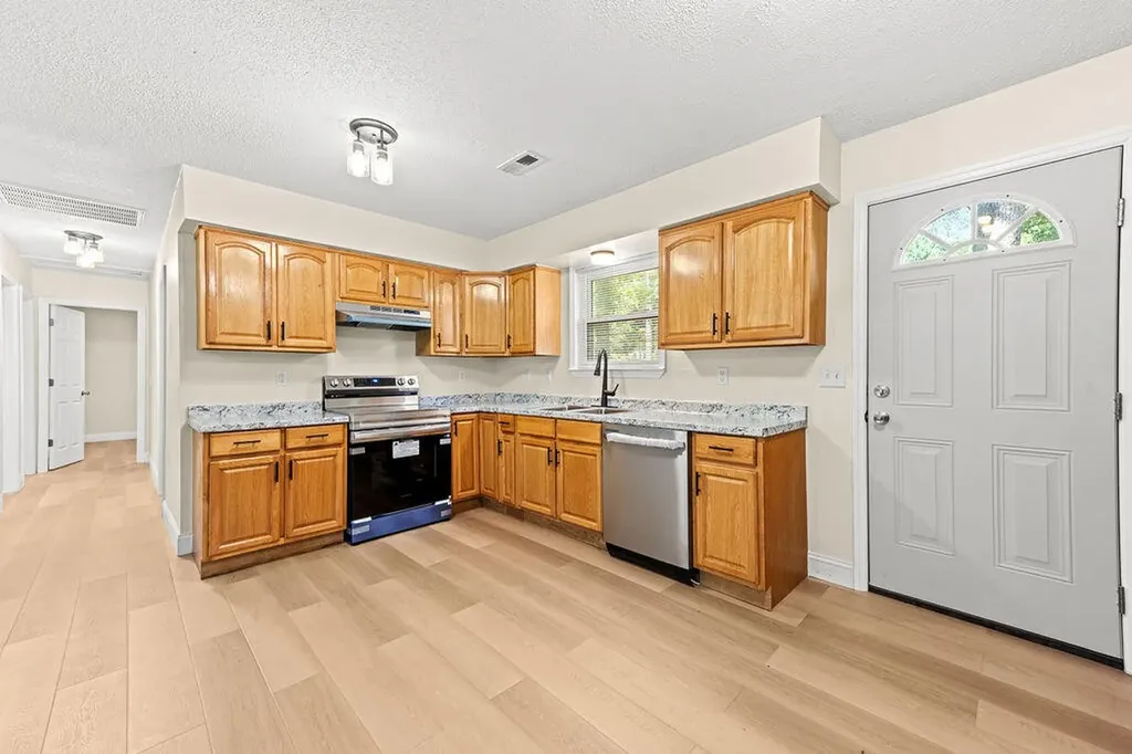 106 Park Street Chickamauga GA 30707