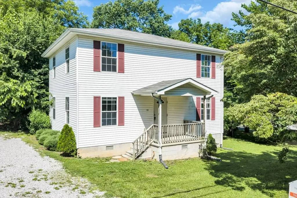 105 Lillian Street Mcminnville TN 37110