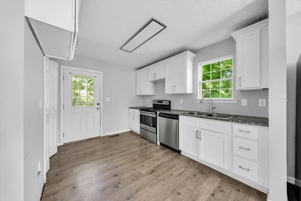 105 Lillian Street Mcminnville TN 37110