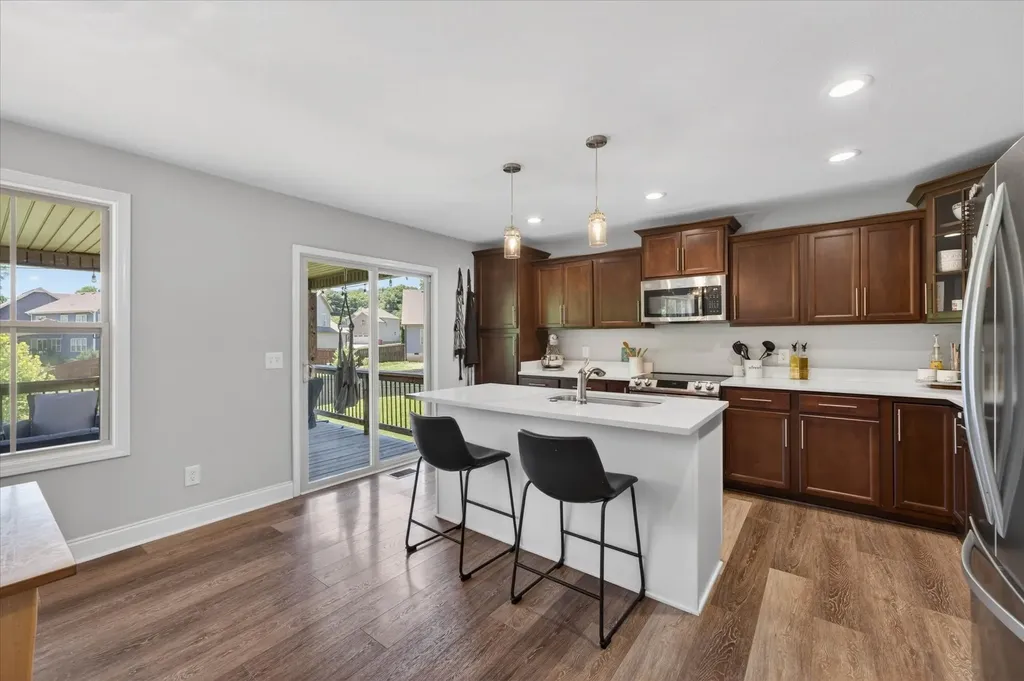 1167 Elizabeth Lane Clarksville TN 37042