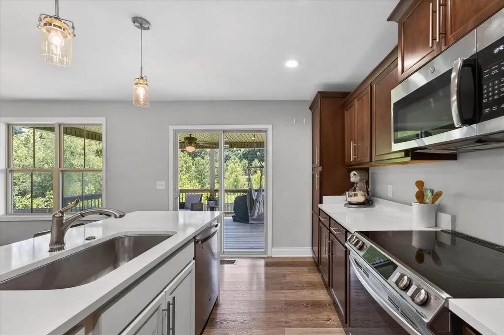 1167 Elizabeth Lane Clarksville TN 37042