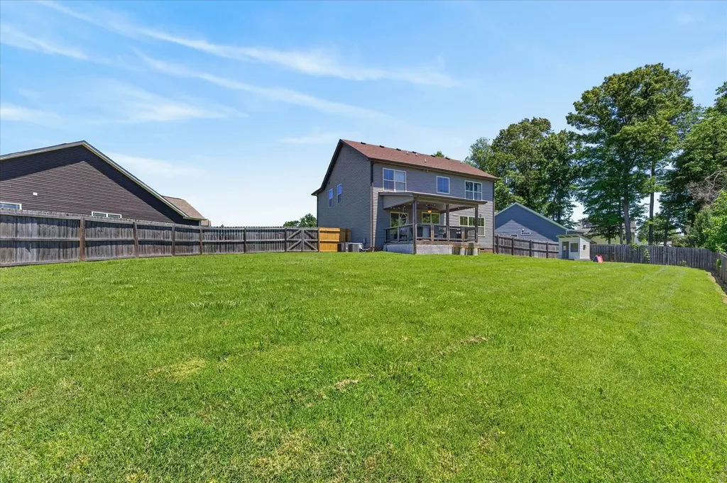 1167 Elizabeth Lane Clarksville TN 37042