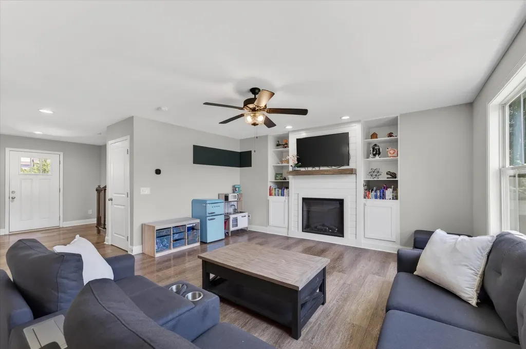 1167 Elizabeth Lane Clarksville TN 37042