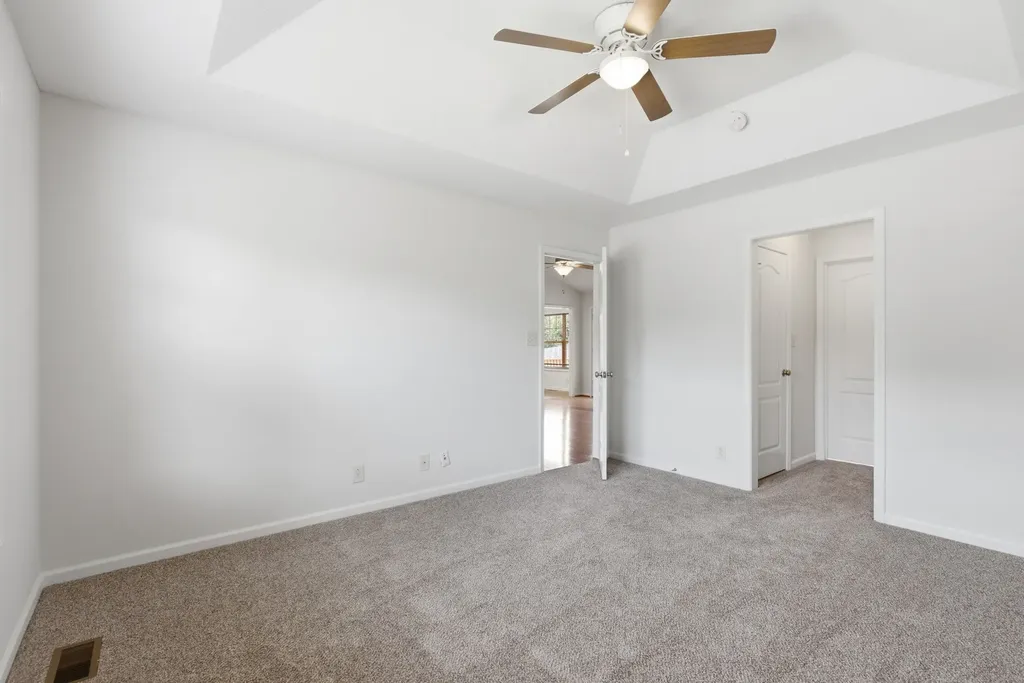 1009 Ishee Drive Clarksville TN 37042