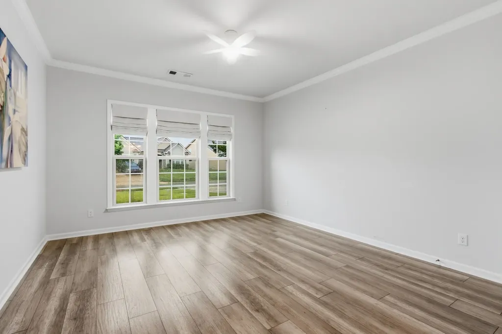 5025 Lincoln Glen Spring Hill TN 37174