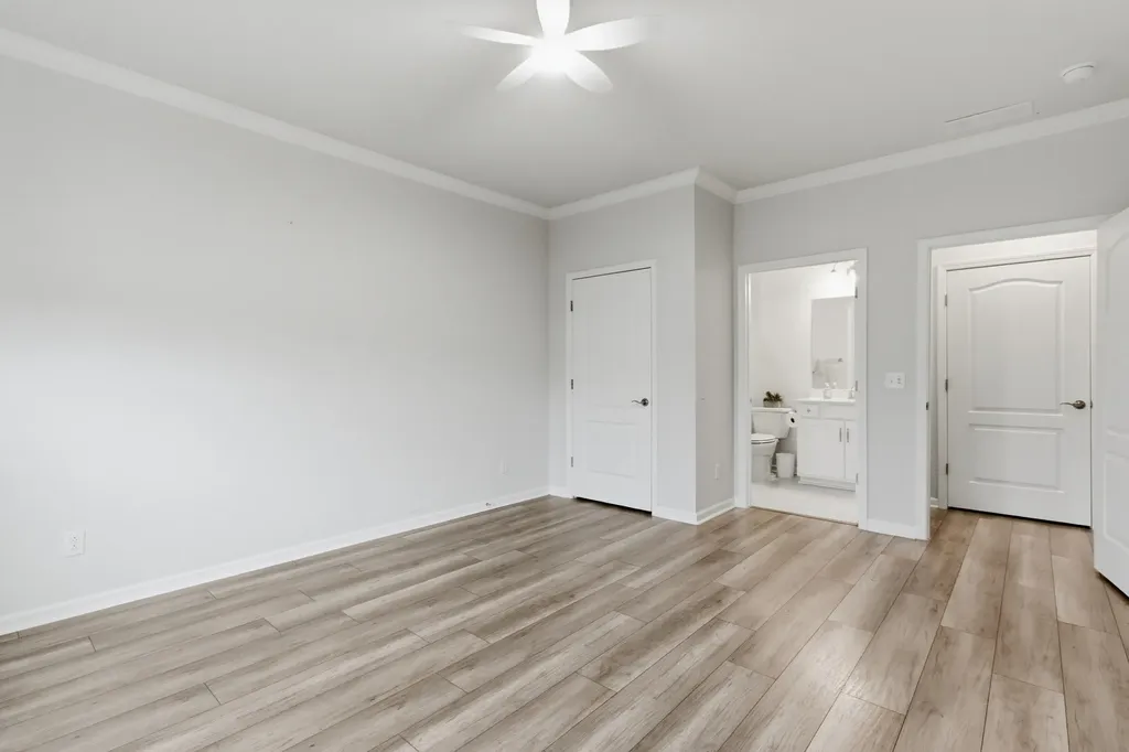 5025 Lincoln Glen Spring Hill TN 37174