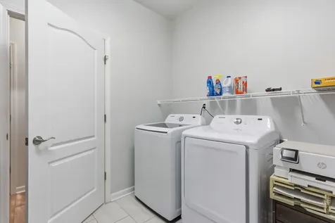 5025 Lincoln Glen Spring Hill TN 37174