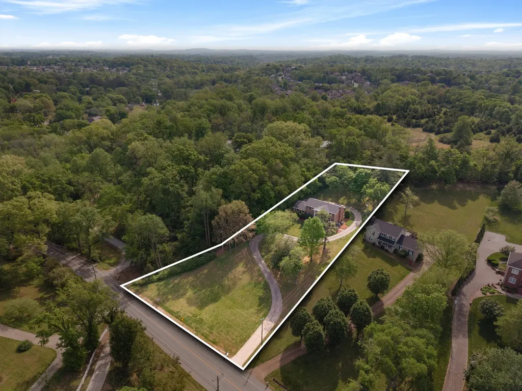 701 Edmondson Pike Brentwood TN 37027