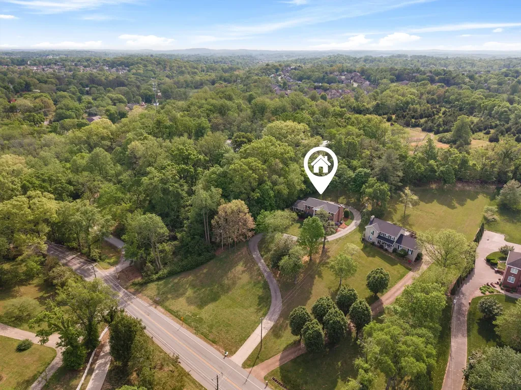 701 Edmondson Pike Brentwood TN 37027