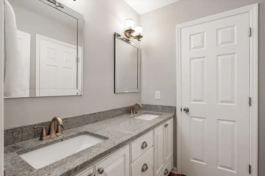 701 Edmondson Pike Brentwood TN 37027