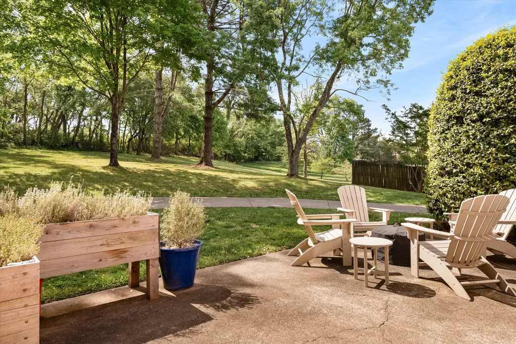 701 Edmondson Pike Brentwood TN 37027