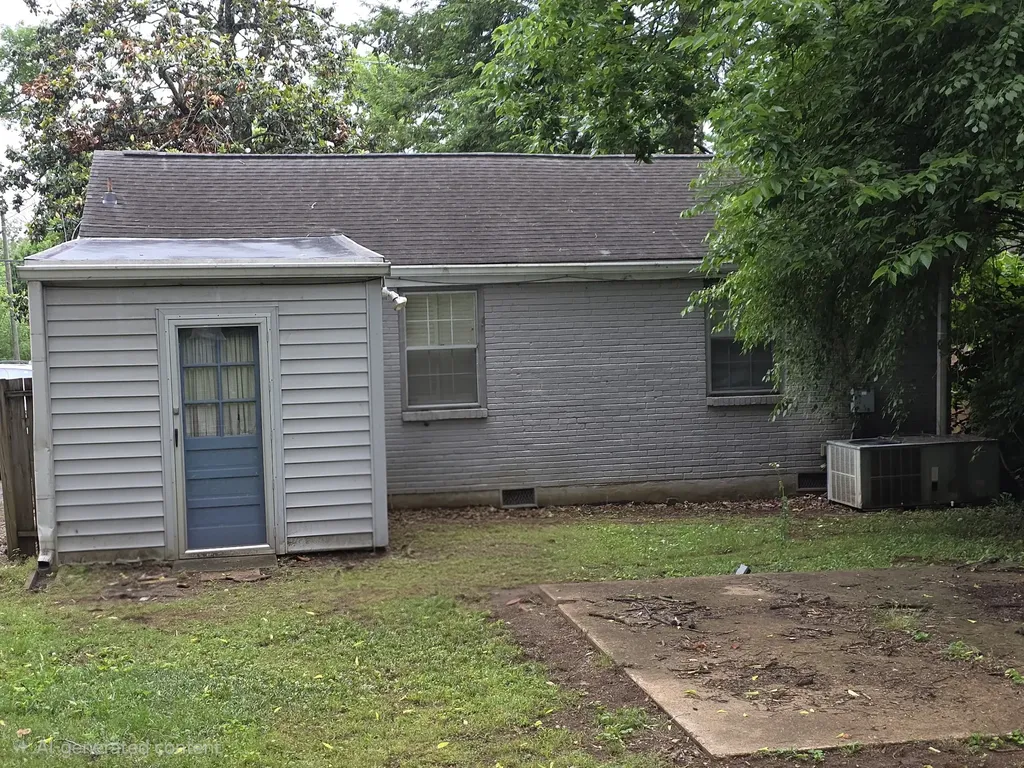 2500 Sharondale Drive Nashville TN 37215