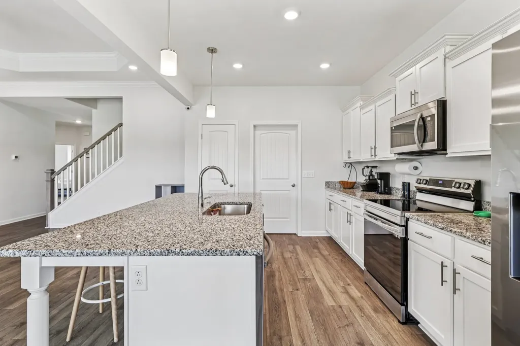 1661 Secretariat Trace Murfreesboro TN 37128