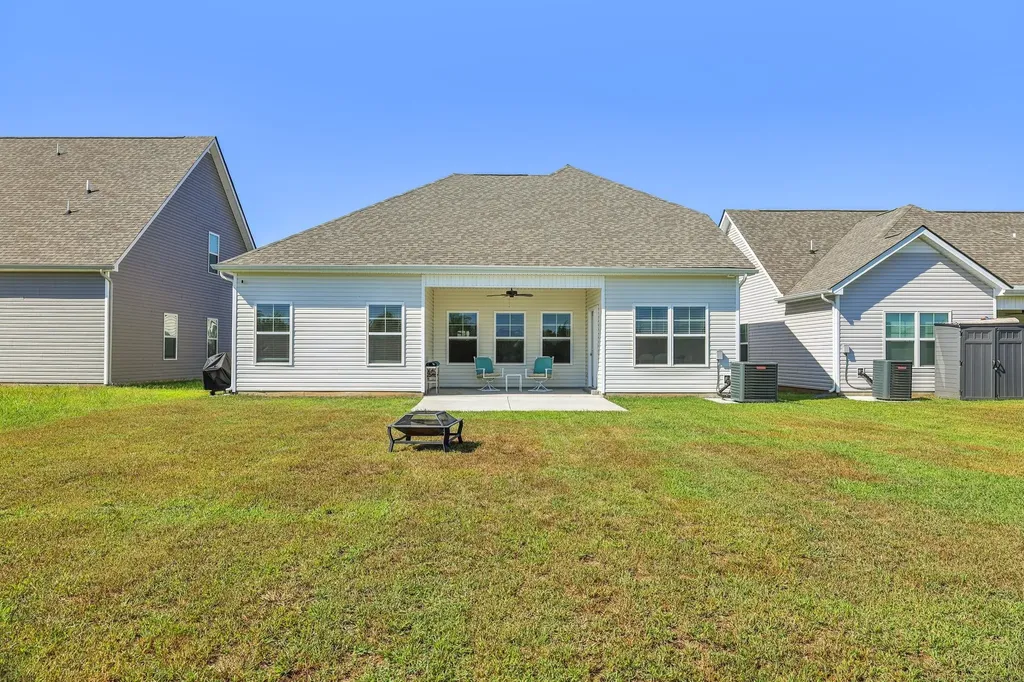 1661 Secretariat Trace Murfreesboro TN 37128
