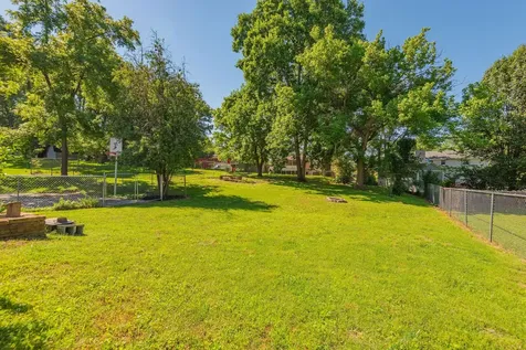 627 Woodett Drive Nashville TN 37211