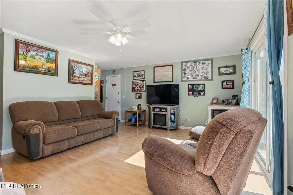 316 N Iowa Avenue Etowah TN 37331