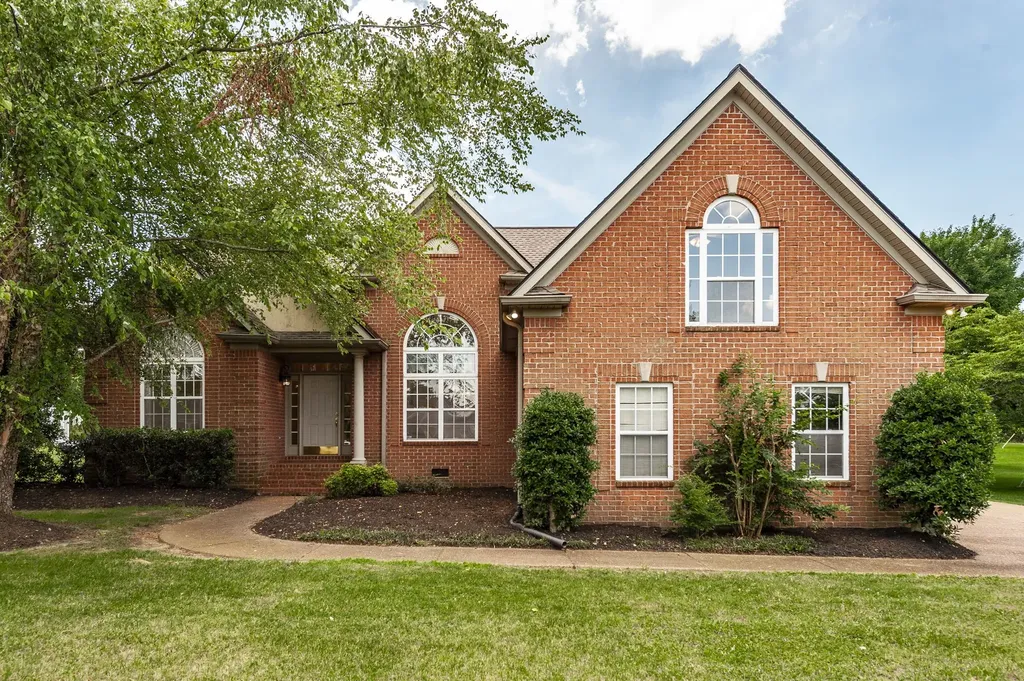 1703 Wrencrest Drive Mount Juliet TN 37122