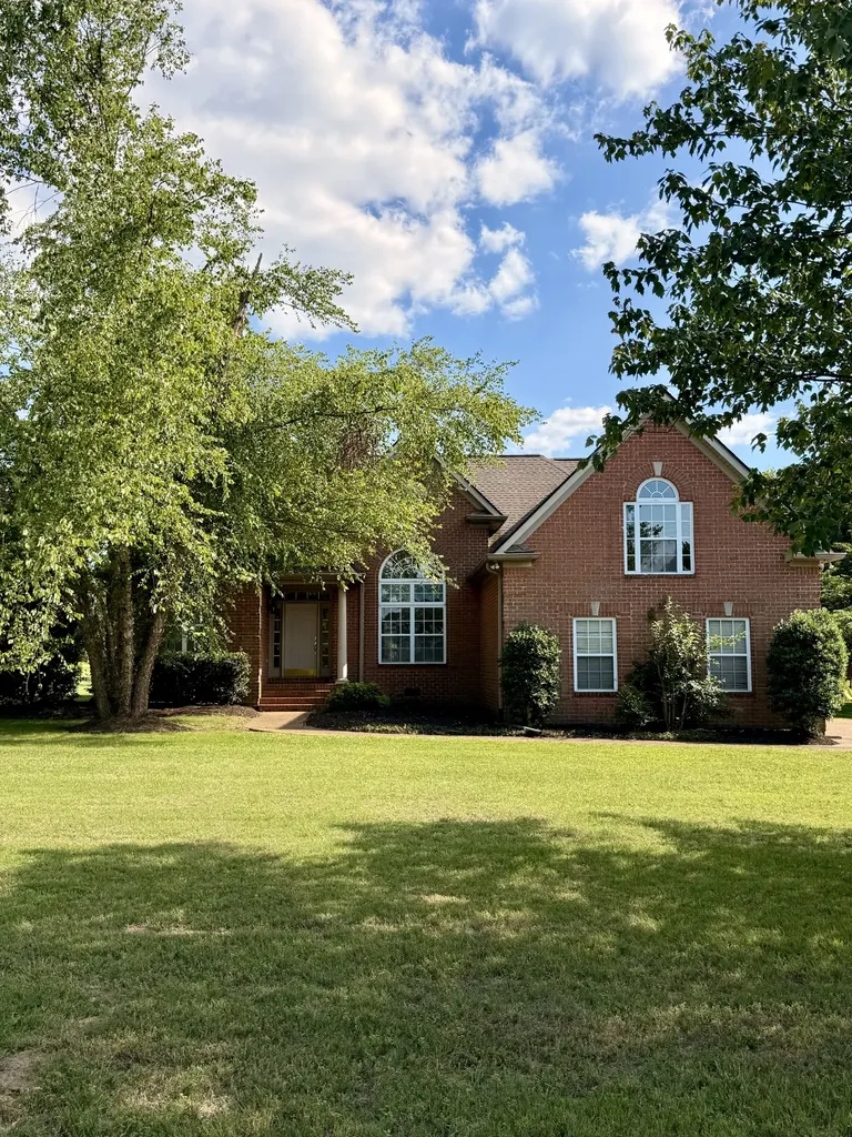 1703 Wrencrest Drive Mount Juliet TN 37122