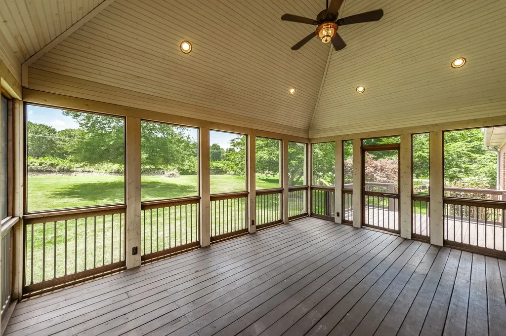 1703 Wrencrest Drive Mount Juliet TN 37122
