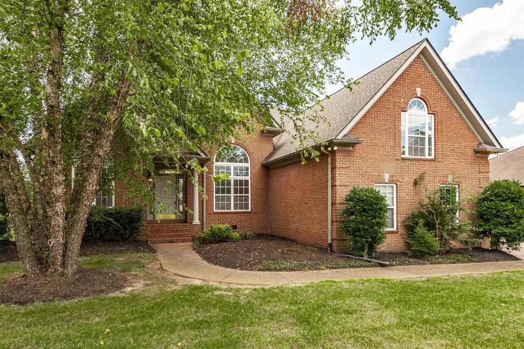 1703 Wrencrest Drive Mount Juliet TN 37122