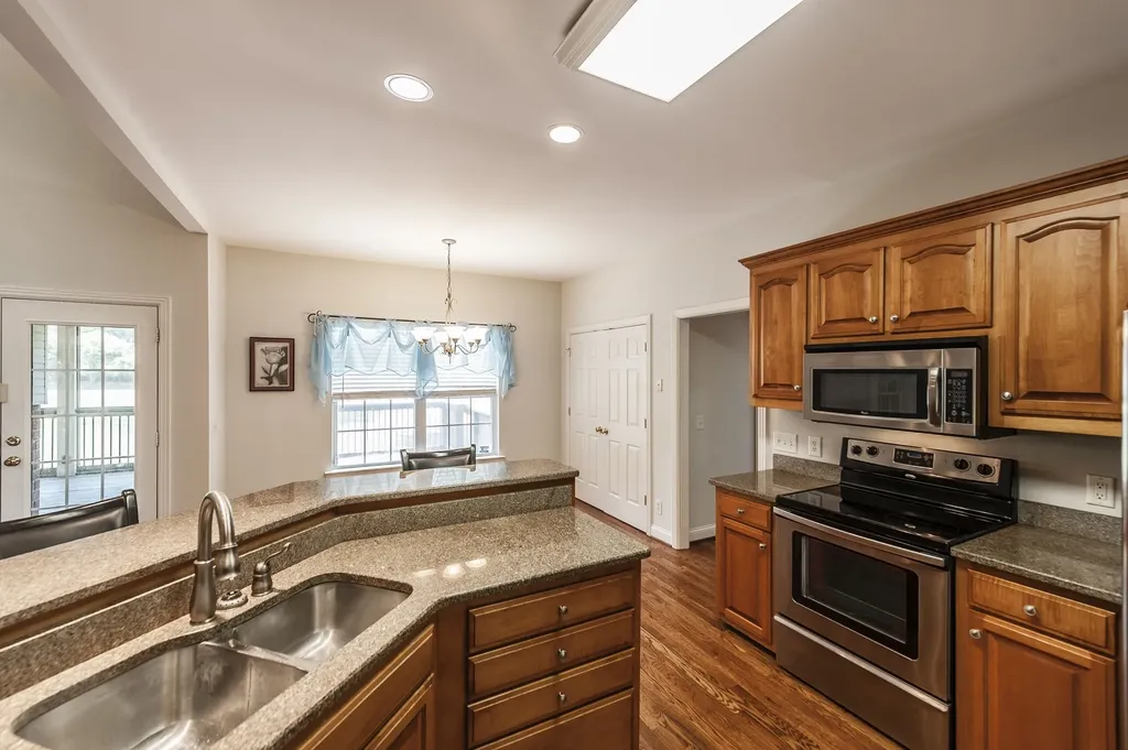 1703 Wrencrest Drive Mount Juliet TN 37122