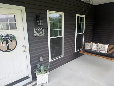1669 Knob Creek Road Wartrace TN 37183