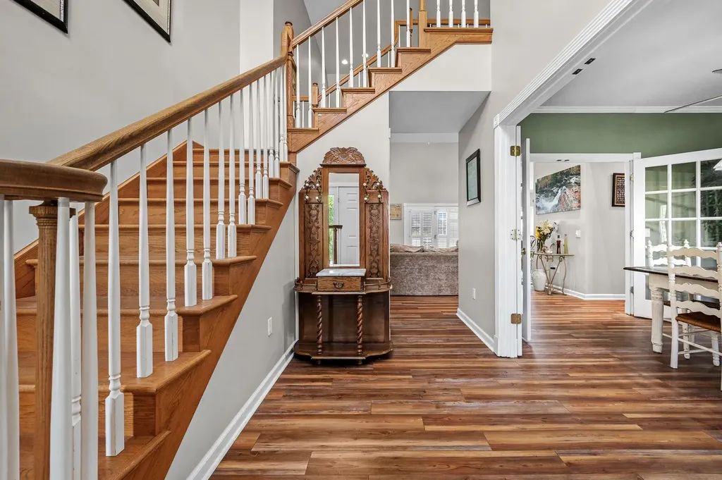 385 Thoroughbred Lane Hartsville TN 37074