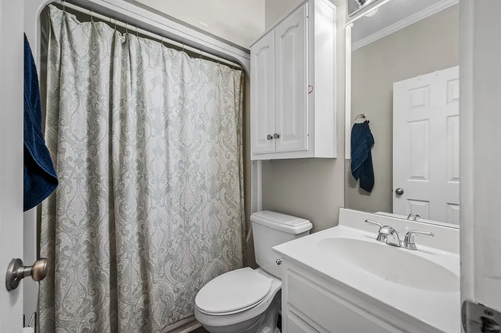 385 Thoroughbred Lane Hartsville TN 37074