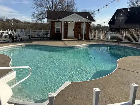 385 Thoroughbred Lane Hartsville TN 37074