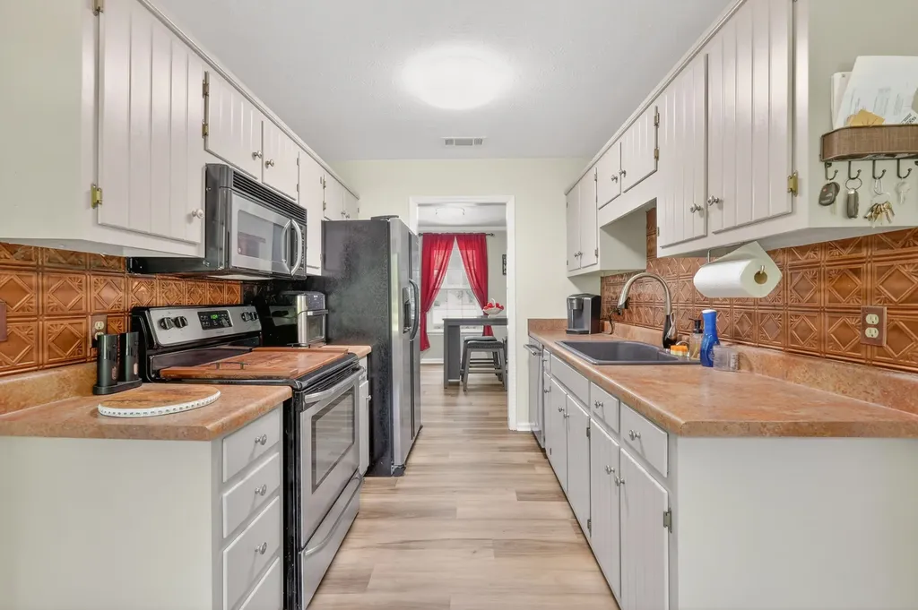 428 Karstridge Road Smyrna TN 37167