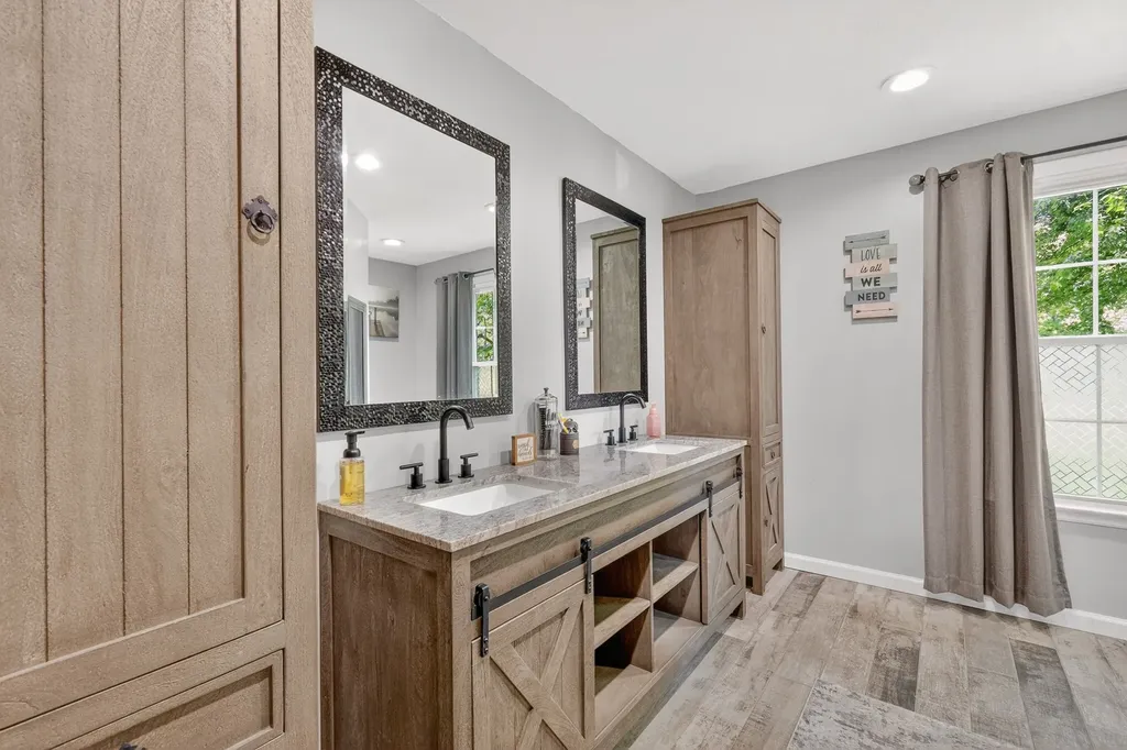 428 Karstridge Road Smyrna TN 37167