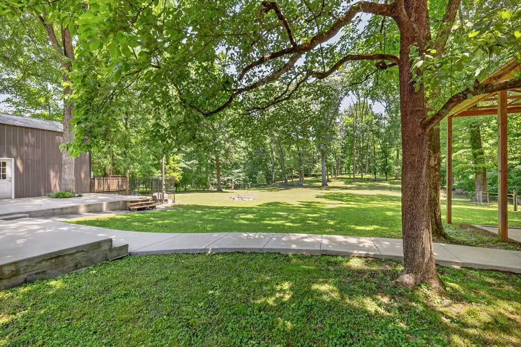428 Karstridge Road Smyrna TN 37167