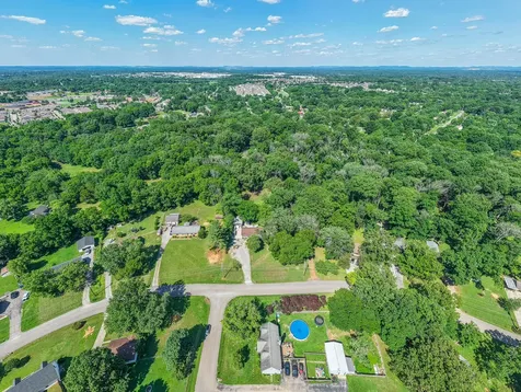 428 Karstridge Road Smyrna TN 37167