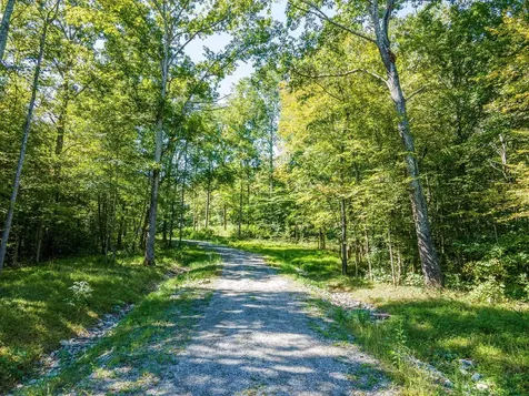 7483 Liberty Road Fairview TN 37062