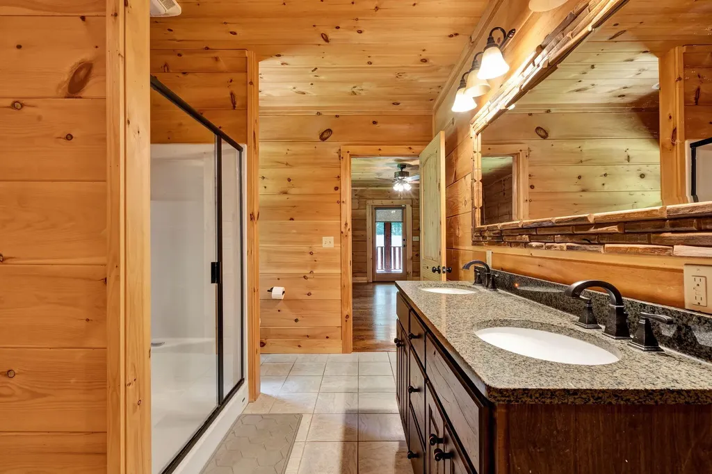 2838 Keith Road Ringgold GA 30736