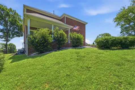 127 Waters Hill Circle Lebanon TN 37087