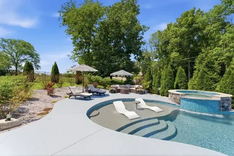 127 Waters Hill Circle Lebanon TN 37087