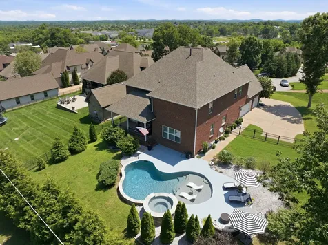 127 Waters Hill Circle Lebanon TN 37087