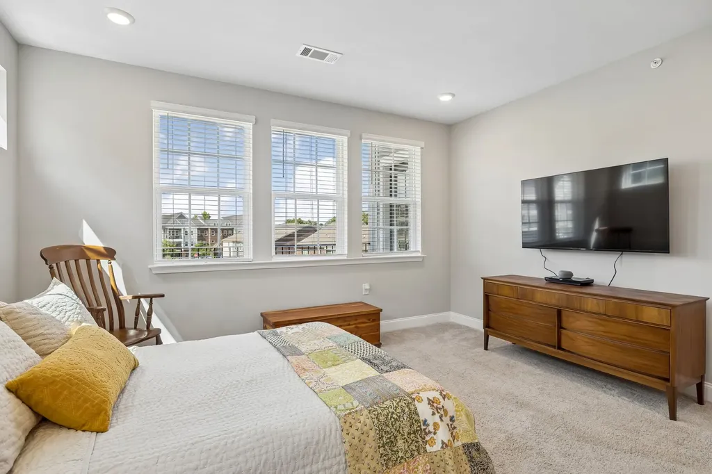 2000 Shadow Green Lane Franklin TN 37064