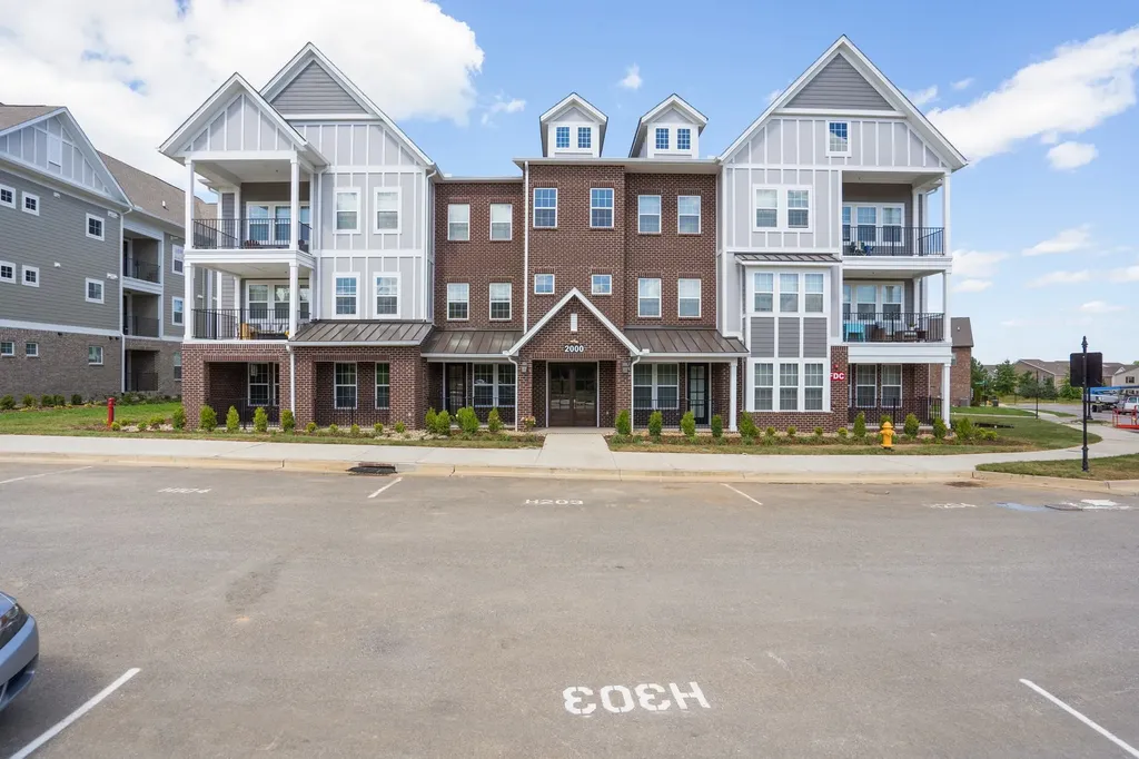 2000 Shadow Green Lane Franklin TN 37064