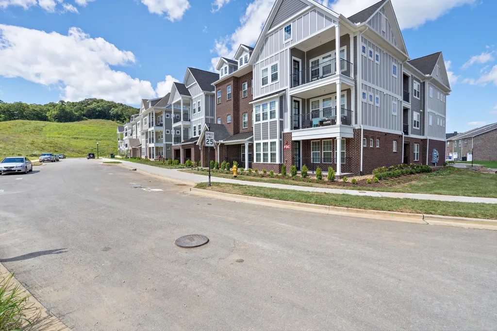 2000 Shadow Green Lane Franklin TN 37064