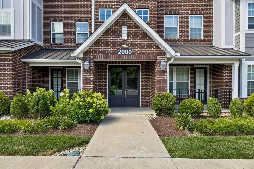 2000 Shadow Green Lane Franklin TN 37064