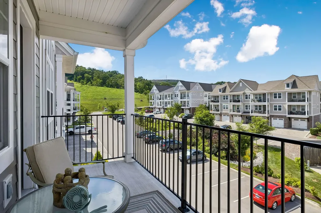 2000 Shadow Green Lane Franklin TN 37064