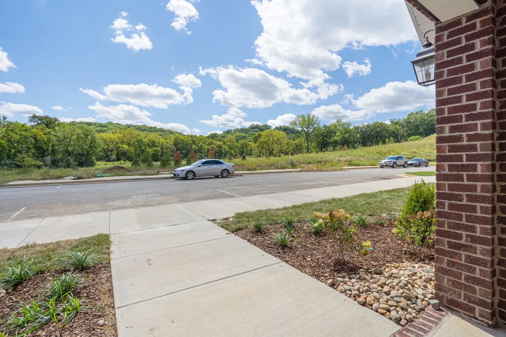 2000 Shadow Green Lane Franklin TN 37064