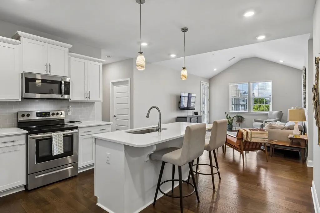 2000 Shadow Green Lane Franklin TN 37064