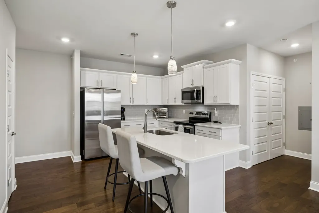2000 Shadow Green Lane Franklin TN 37064