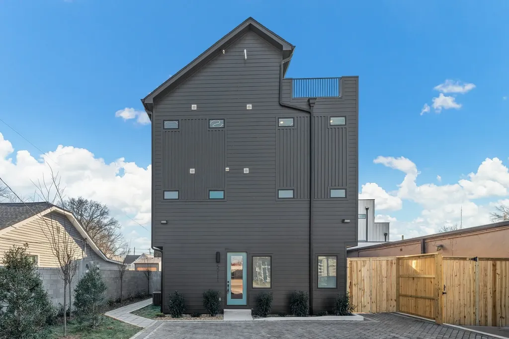 5011B Illinois Avenue Nashville TN 37209